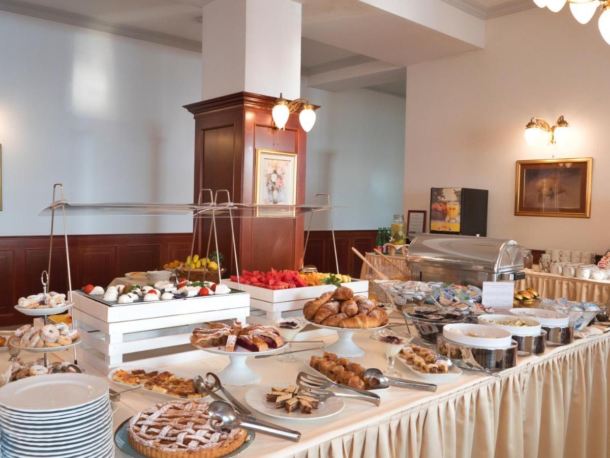 Hotel Savoy Opatija Zewnętrze zdjęcie